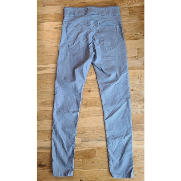 🆕️Bevy Flog - Tali Pant in Green Herringbone Size 28 Travel Baddie Minimalist - Picture 7 of 10